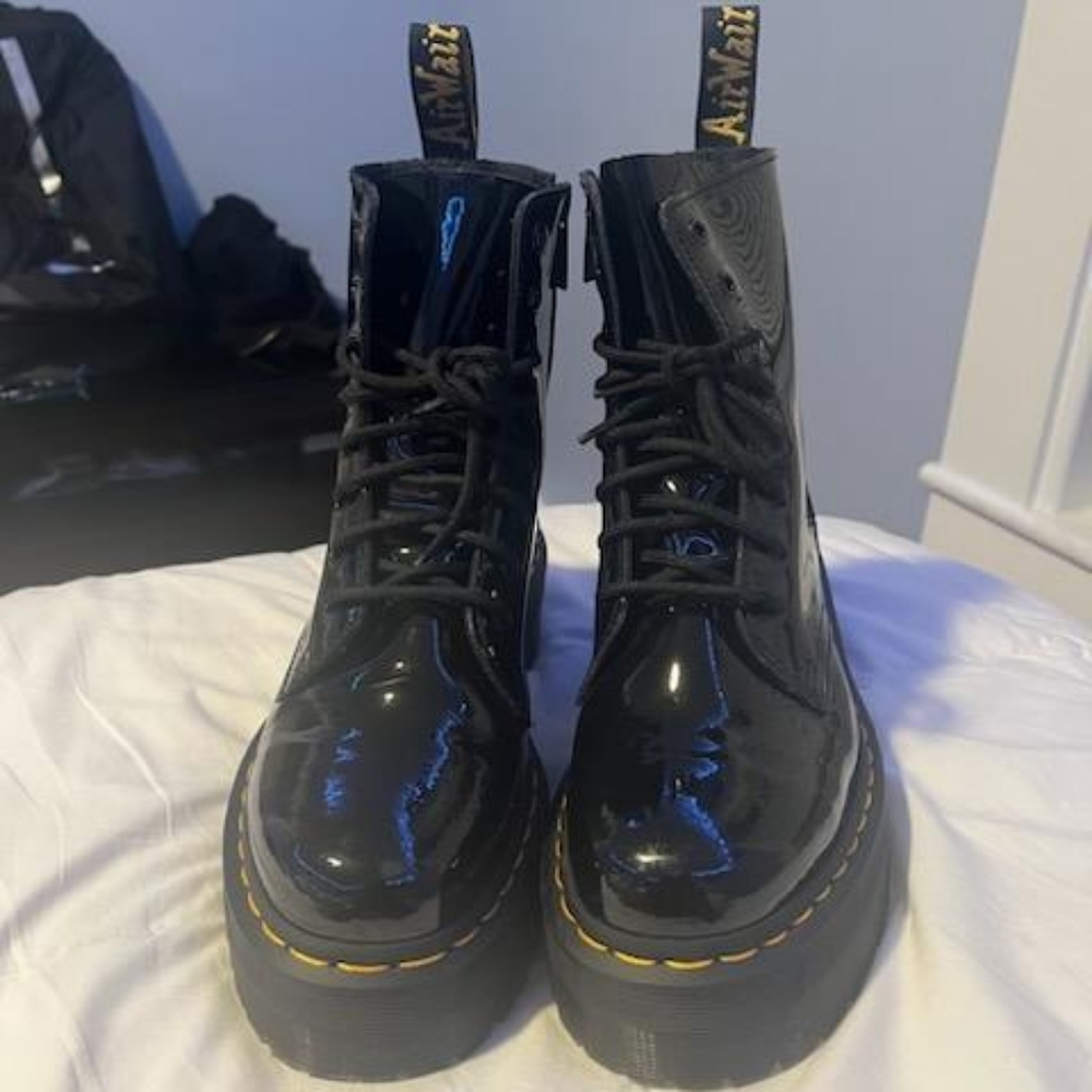 Brand New pair of Doc Martins Patent leather Jadons